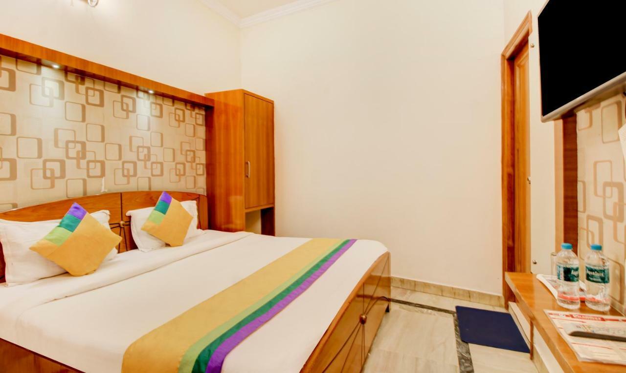 Treebo Trip Sonachi Hotels Амритсар Екстериор снимка