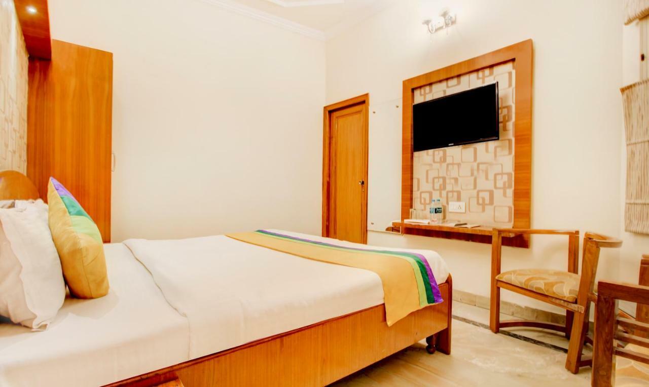 Treebo Trip Sonachi Hotels Амритсар Екстериор снимка